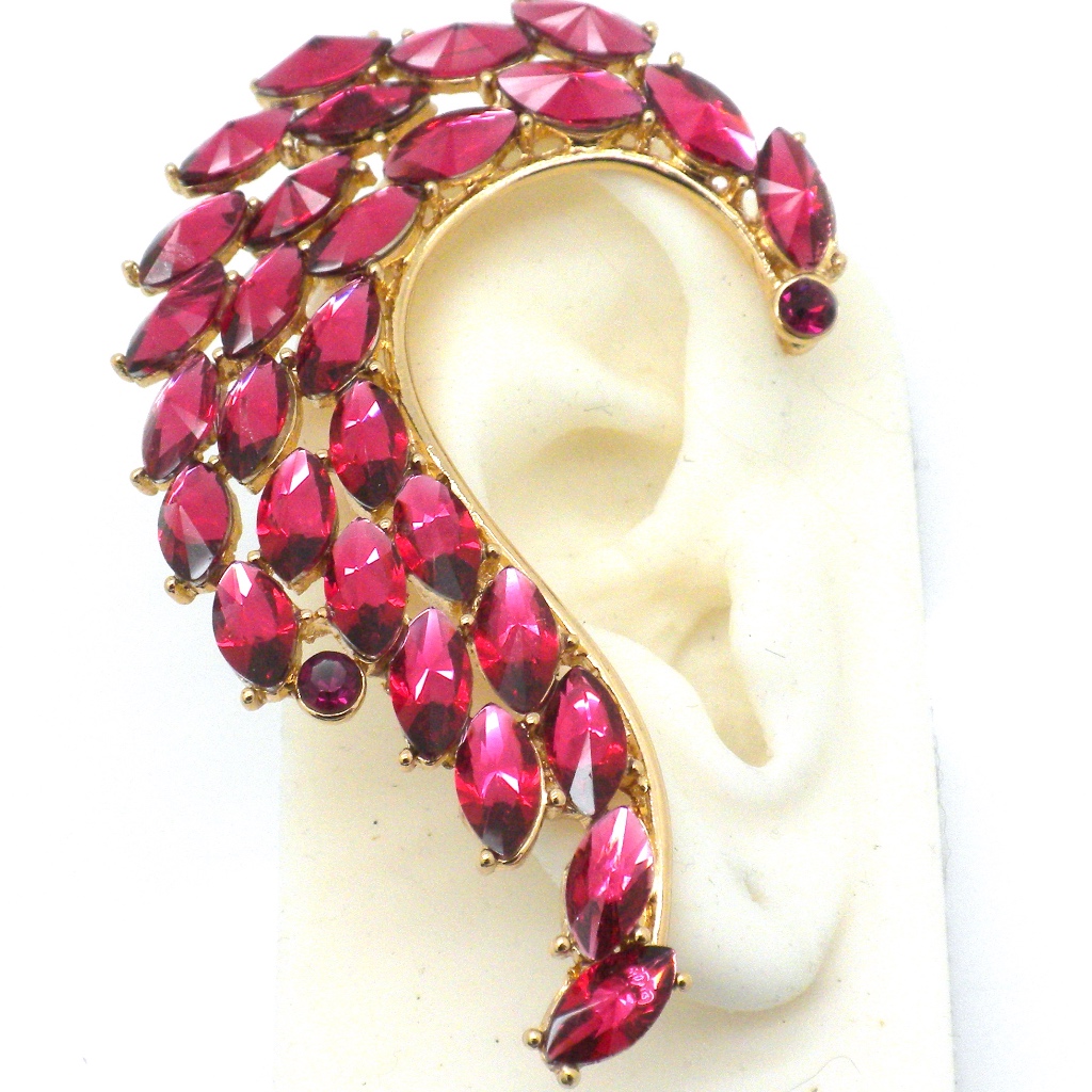 Hook Over Ear Glam No Piercing Needed 16$